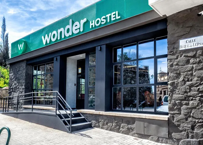 Hostel Wonder *